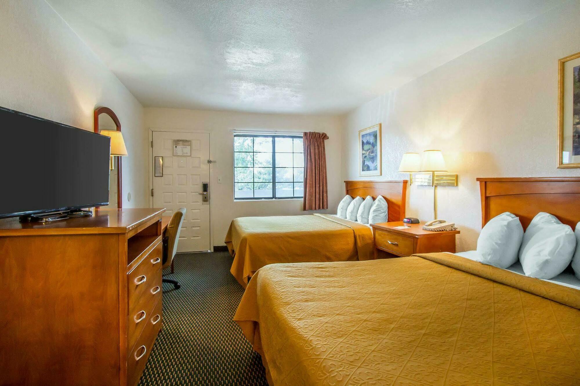 Quality Inn Flagstaff East I-40 Εξωτερικό φωτογραφία